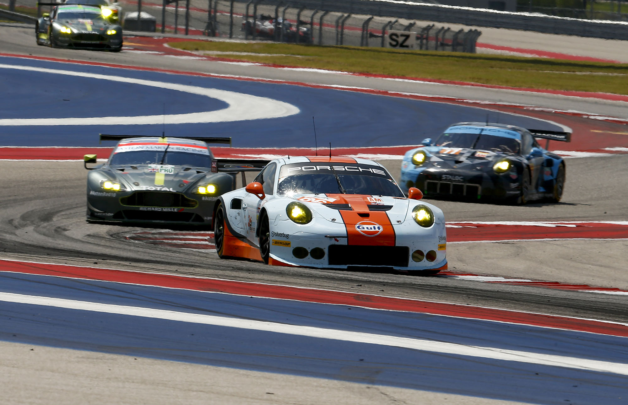 Porsche 911 RSR (86), Gulf Racing: Michael Wainwright, Nick Foster, Ben Barker